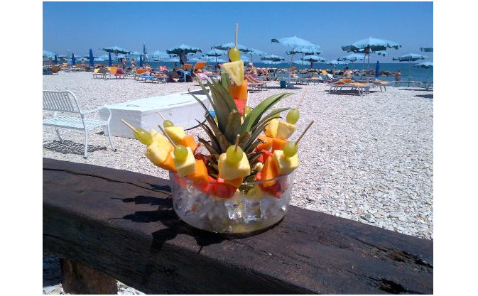 Fruit&Salad on the beach anche nel Metapontino: gusta leccellenza ortofrutticola di Basilicata.
